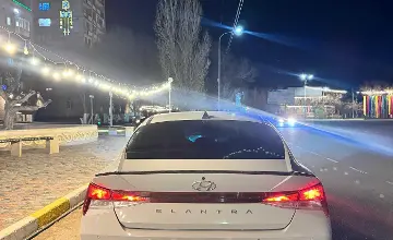 Hyundai Elantra 2023 года за 8 200 000 тг. в Алматы