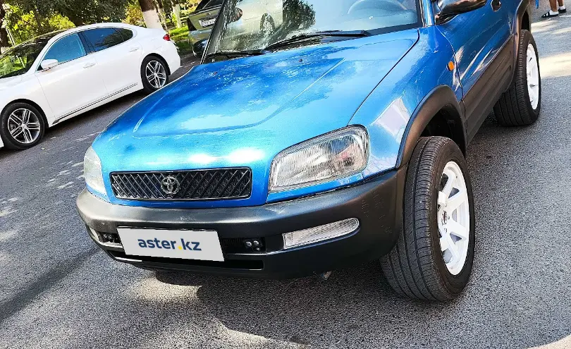 Toyota RAV4 1996 года за 3 000 000 тг. в Шымкент фото 1