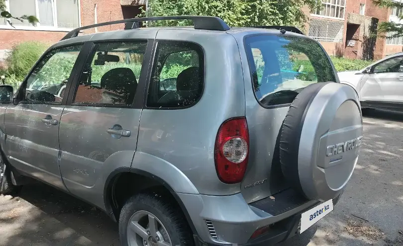Chevrolet Niva 2014 года за 4 000 000 тг. в Восточно-Казахстанская область фото 4