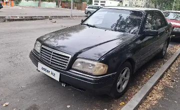 Mercedes-Benz C-Класс 1994 года за 1 900 000 тг. в Павлодар фото 1