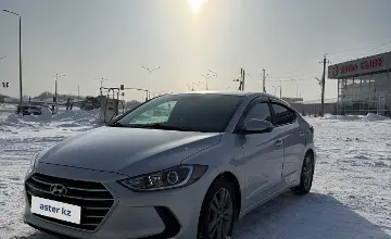 Hyundai Elantra 2018 года за 7 500 000 тг. в Астана фото 1