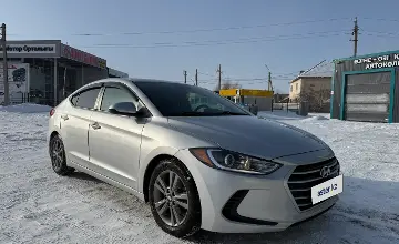 Hyundai Elantra 2018 года за 7 500 000 тг. в Астана