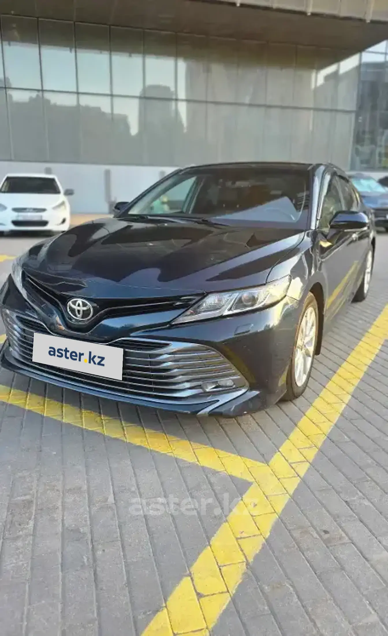 Toyota Camry 2018 года за 12 450 000 тг. в Астана фото 1