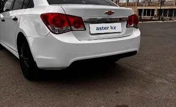 Chevrolet Cruze 2012 года за 3 200 000 тг. в Уральск фото 4