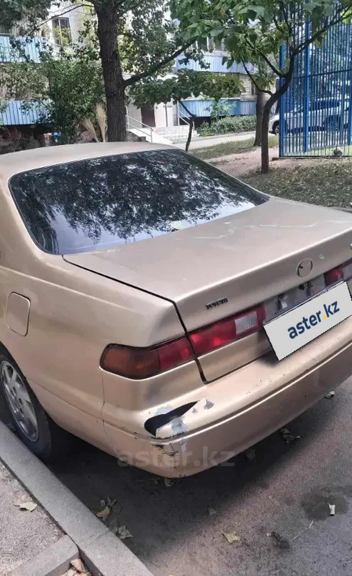 Toyota Camry 1998 года за 1 750 000 тг. в Алматы фото 3