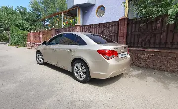 Chevrolet Cruze 2012 года за 3 700 000 тг. в Алматы фото 3