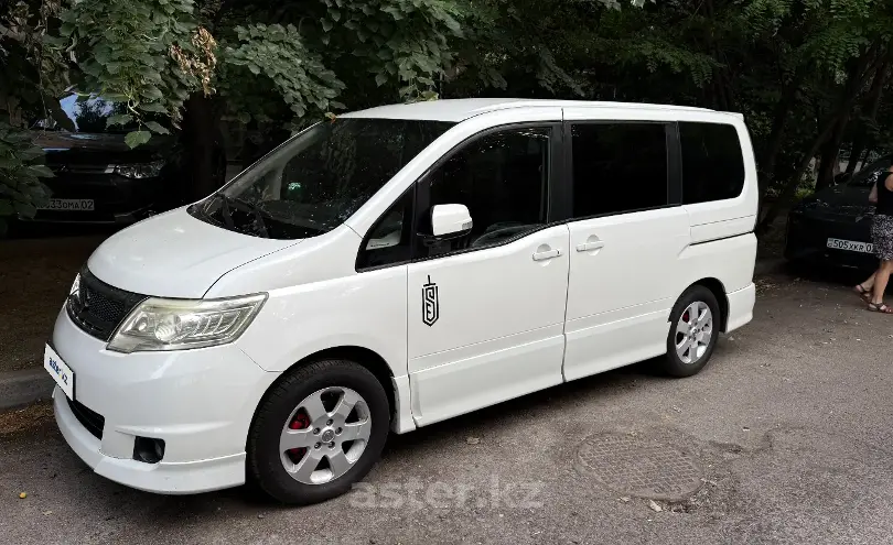 Nissan Serena 2009 года за 4 100 000 тг. в Алматы