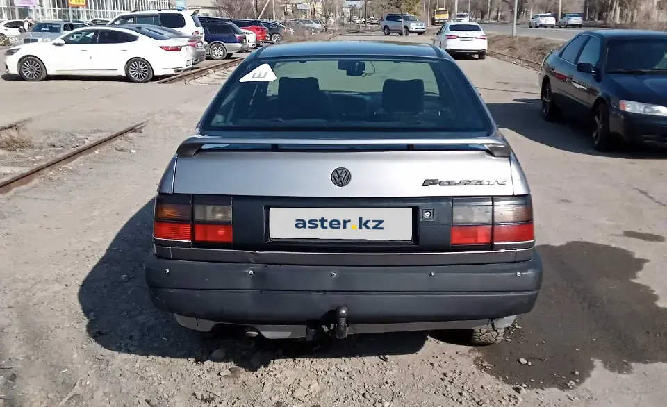 Volkswagen Passat 1993 года за 1 700 000 тг. в Талдыкорган фото 3