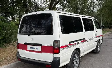 Toyota HiAce 2003 года за 4 900 000 тг. в Алматы фото 3