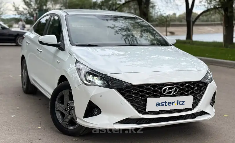 Hyundai Accent 2020 года за 7 350 000 тг. в Алматы фото 3