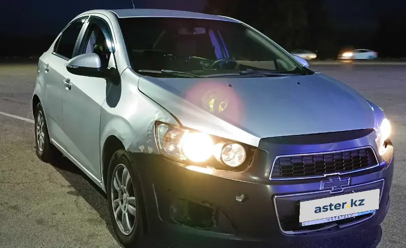 Chevrolet Aveo 2015 года за 1 950 000 тг. в Алматы фото 3