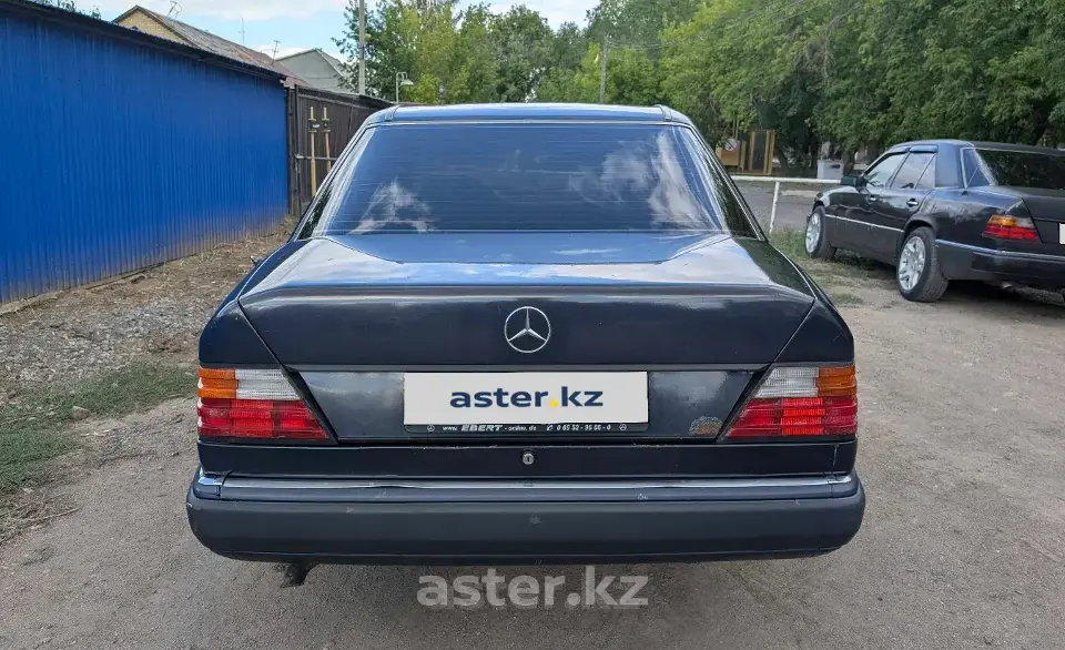 Mercedes-Benz W124 1990 года за 1 000 000 тг. в Караганда фото 4