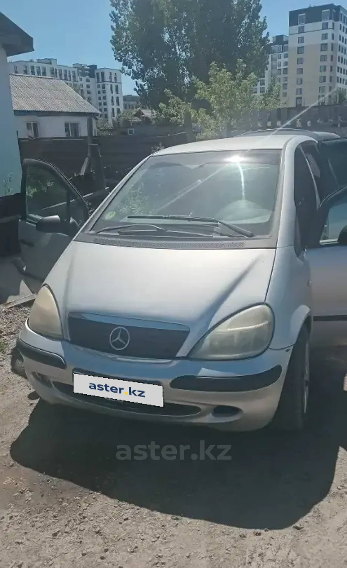 Mercedes-Benz A-Класс 2002 года за 1 000 000 тг. в Астана фото 2