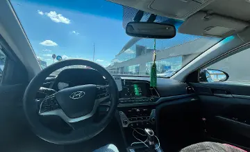 Hyundai Elantra 2017 года за 5 700 000 тг. в Астана фото 4