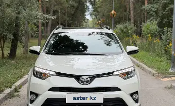 Toyota RAV4 2017 года за 13 000 000 тг. в Алматы фото 3