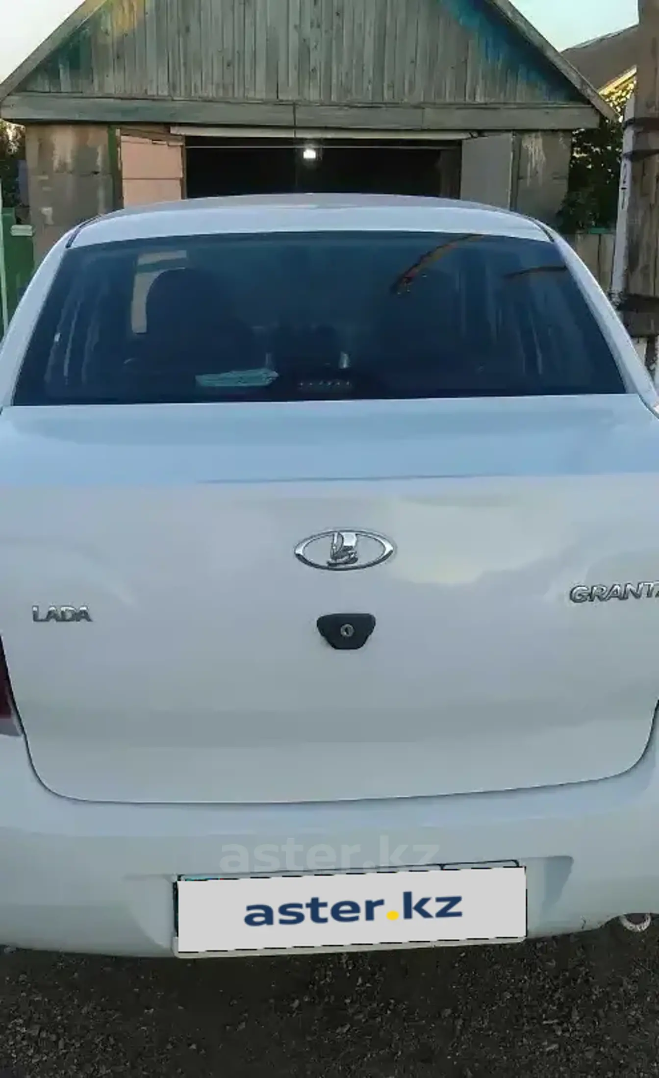 LADA (ВАЗ) Granta 2015 года за 2 400 000 тг. в Актюбинская область фото 4