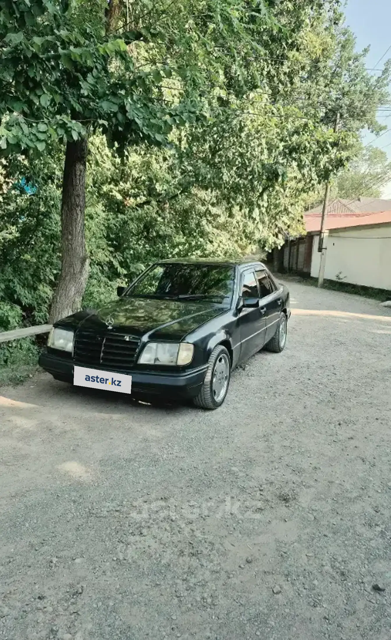 Mercedes-Benz E-Класс 1993 года за 1 900 000 тг. в Алматы фото 2