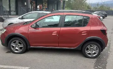 Renault Sandero 2020 года за 5 000 000 тг. в Алматы фото 4