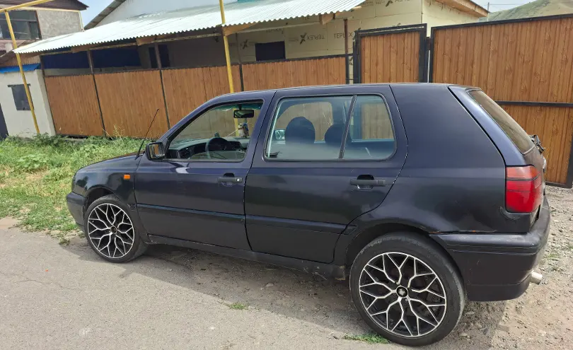 Volkswagen Golf 1993 года за 699 999 тг. в Алматы фото 3