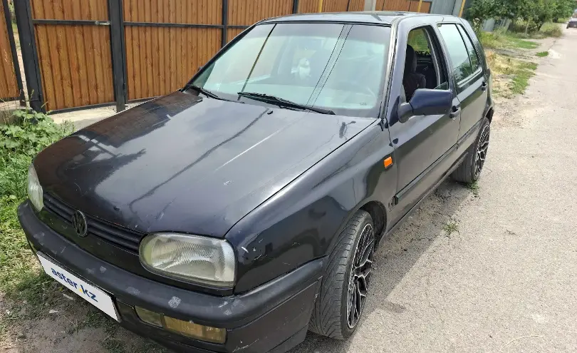 Volkswagen Golf 1993 года за 699 999 тг. в Алматы