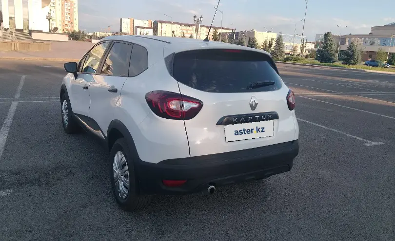 Renault Captur 2019 года за 5 700 000 тг. в Талдыкорган фото 3