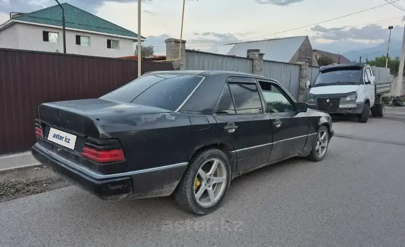 Mercedes-Benz E-Класс 1992 года за 600 000 тг. в Алматы фото 3