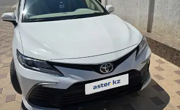 Toyota Camry 2023 года за 14 300 000 тг. в Тараз фото 1