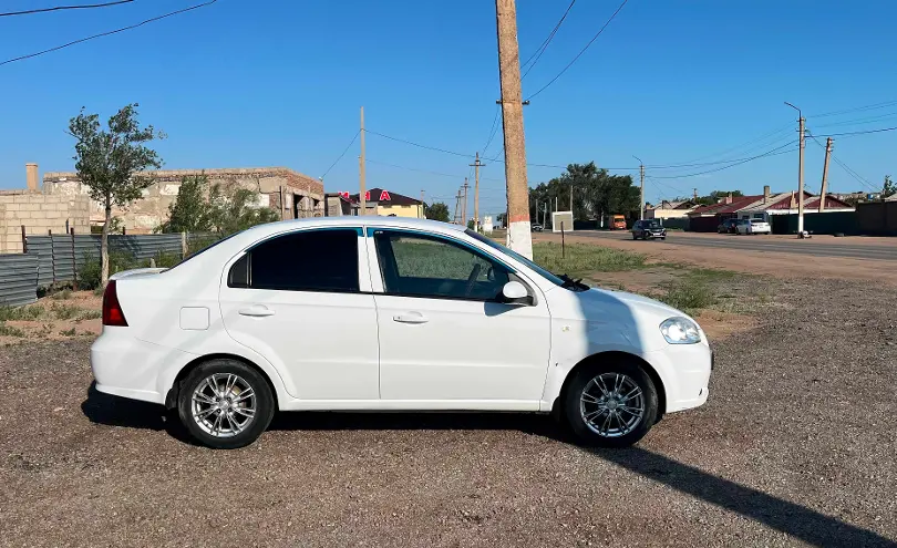 Chevrolet Aveo 2012 года за 2 750 000 тг. в Карагандинская область