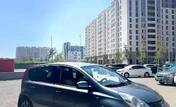Nissan Note 2013 года за 4 800 000 тг. в Астана