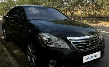 Toyota Crown 2010 года за 8 800 000 тг. в Алматы фото 4