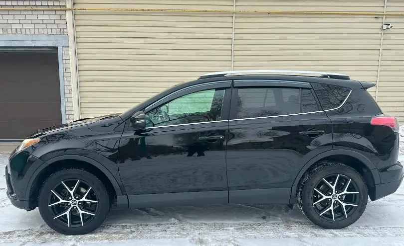 Toyota RAV4 2016 года за 10 800 000 тг. в Актюбинская область фото 4
