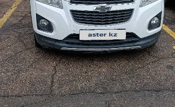 Chevrolet Tracker 2014 года за 4 900 000 тг. в Восточно-Казахстанская область фото 2