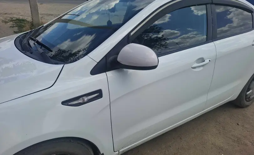 Kia Rio 2014 года за 4 700 000 тг. в Семей