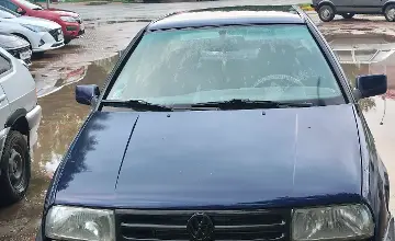Volkswagen Vento 1992 года за 1 100 000 тг. в Уральск фото 1