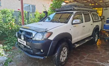 Toyota Hilux 2006 года за 12 000 000 тг. в Алматы фото 1