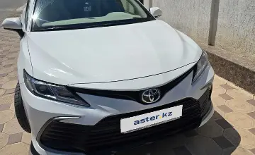 Toyota Camry 2022 года за 14 300 000 тг. в Астана фото 2