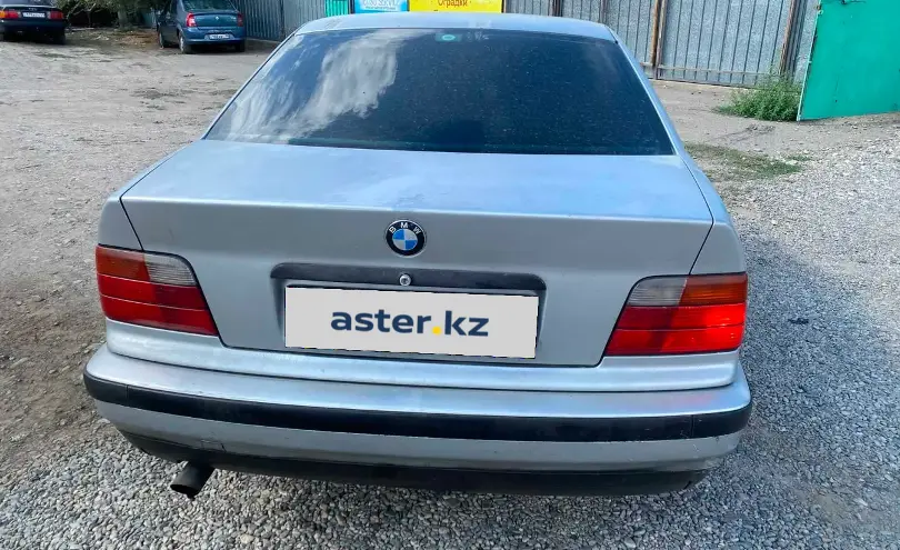 BMW 3 серии 1994 года за 800 000 тг. в Талдыкорган фото 3