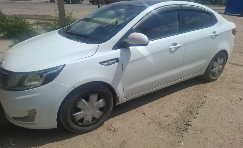 Kia Rio 2014 года за 4 700 000 тг. в Семей