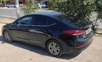 Hyundai Elantra 2018 года за 6 500 000 тг. в Туркестанская область фото 4