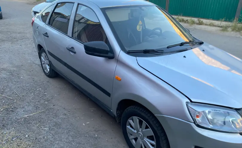 LADA (ВАЗ) Granta 2015 года за 2 000 000 тг. в Астана фото 3