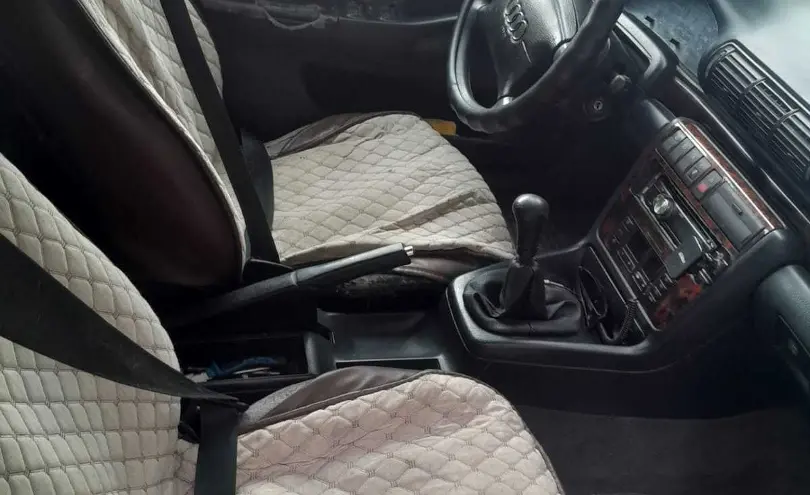 Audi A4 1998 года за 1 300 000 тг. в Алматы фото 3