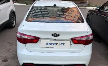 Kia Rio 2012 года за 2 900 000 тг. в Уральск фото 4