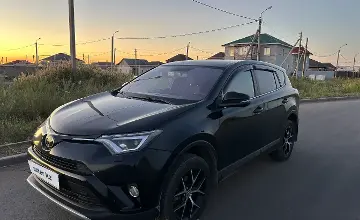 Toyota RAV4 2018 года за 10 000 000 тг. в Астана фото 1