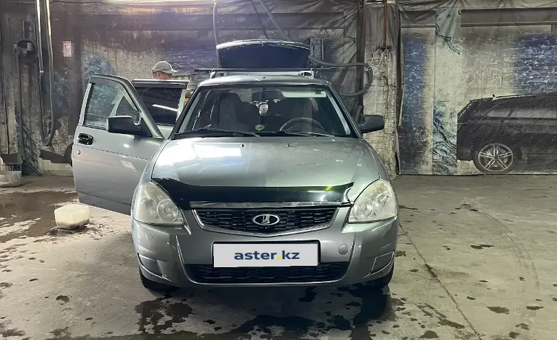 LADA (ВАЗ) Priora 2011 года за 1 800 000 тг. в Астана