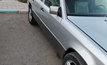 Mercedes-Benz E-Класс 1993 года за 2 200 000 тг. в Улытауская область фото 2