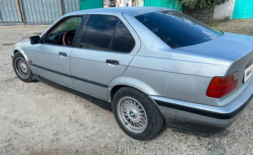 BMW 3 серии 1994 года за 800 000 тг. в Талдыкорган фото 4
