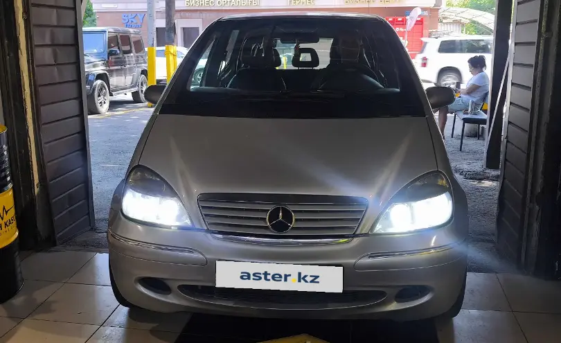 Mercedes-Benz A-Класс 2001 года за 2 500 000 тг. в Алматы фото 3