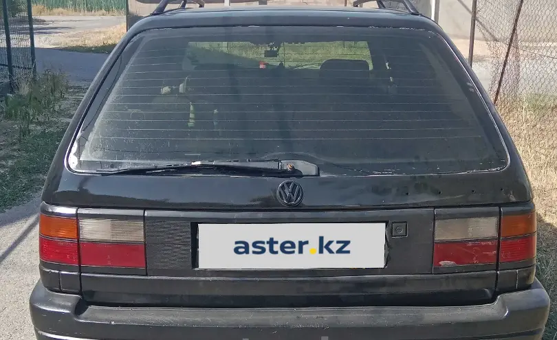 Volkswagen Passat 1993 года за 1 900 000 тг. в Шымкент фото 4