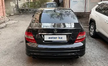 Mercedes-Benz C-Класс 2008 года за 4 000 000 тг. в Астана