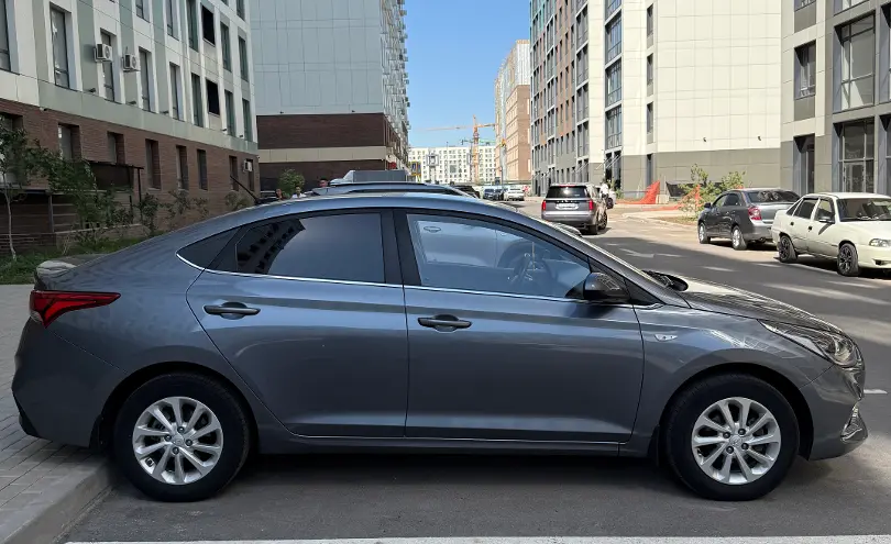 Hyundai Accent 2019 года за 6 500 000 тг. в Астана фото 4